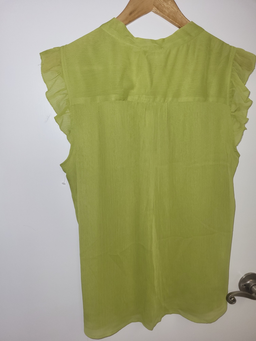 Calvin Klein Women’s Chartreuse Green Flutter Sleeve V-Neck Blouse - Picture 10 of 13